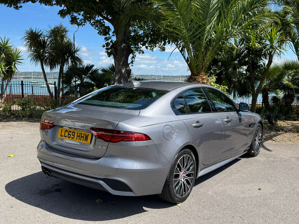 Jaguar XE 2.0 D180 R-dynamic S LC69HHW Grey #2