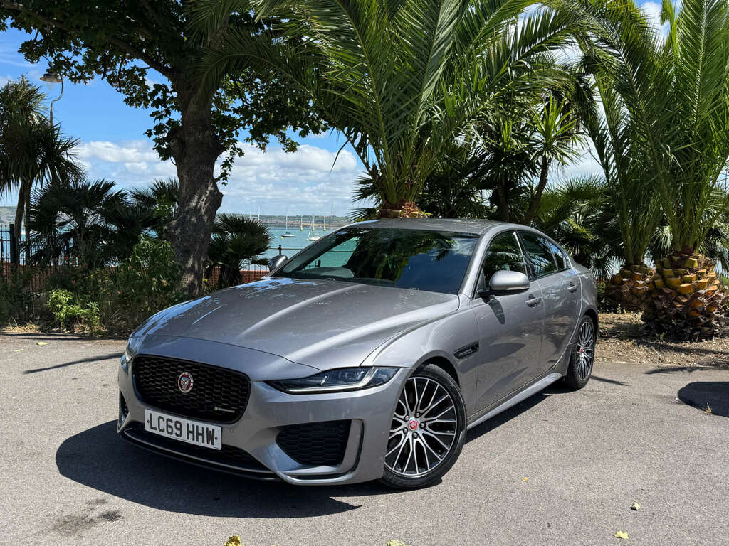 Jaguar XE 2.0 D180 R-dynamic S LC69HHW Grey #6