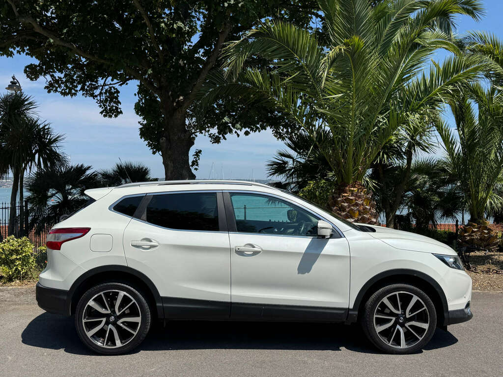 Nissan Qashqai 1.5 Dci Tekna White