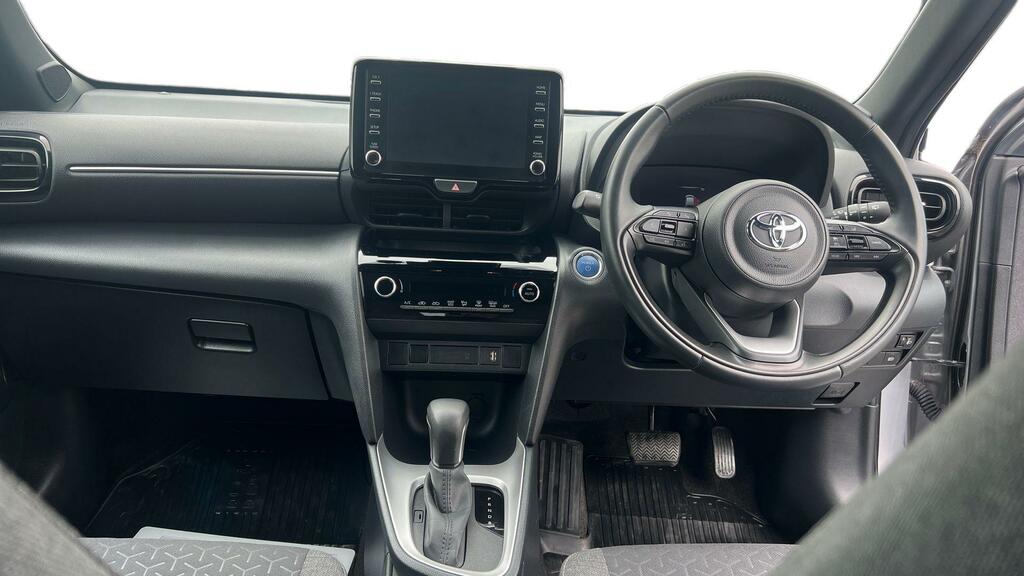 Toyota Yaris Cross 1.5 Vvt-h Design E-cvt Euro 6 Ss OW72RKX Silver #6