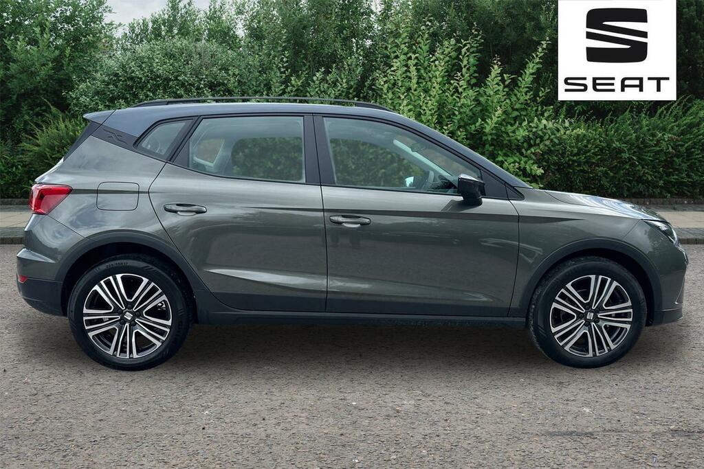 Seat Arona 1.0 Tsi Se Technology HN26YJO Green #4