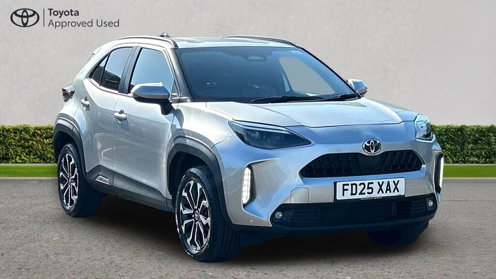 Toyota Yaris Cross 1.5 Vvt-h Design E-cvt Euro 6 Ss FD25XAX Silver