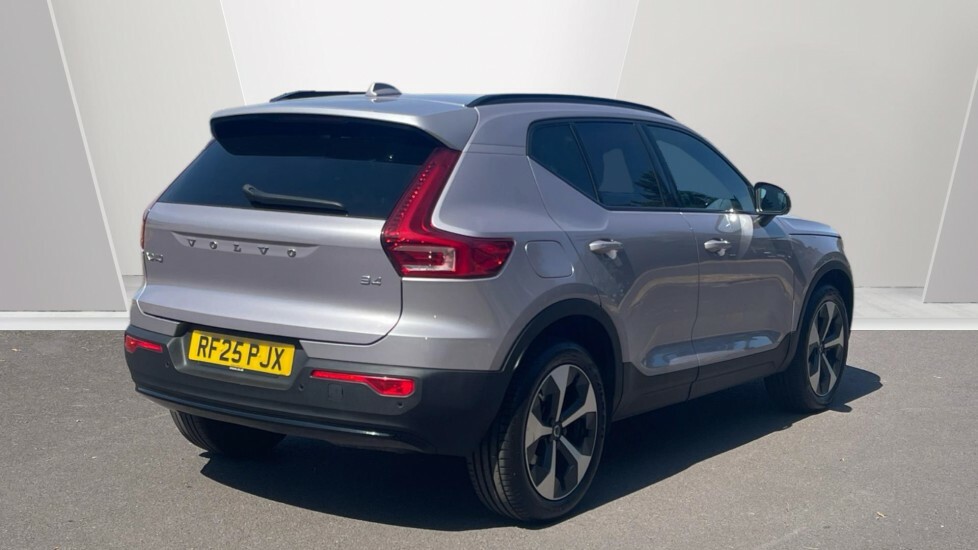 Volvo XC40 Plus, B4 Mild Hybrid, Dark RF25PJX Silver #2
