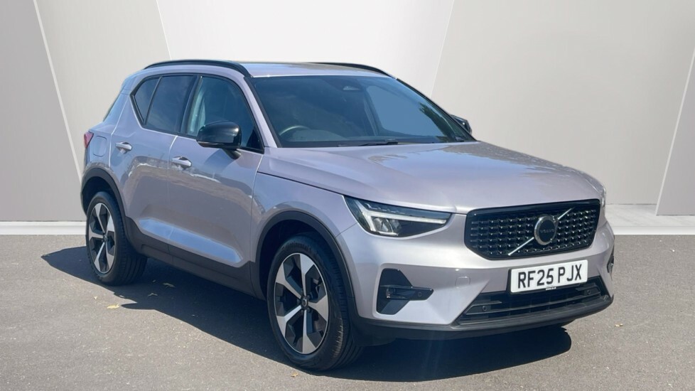 Volvo XC40 Plus, B4 Mild Hybrid, Dark Silver