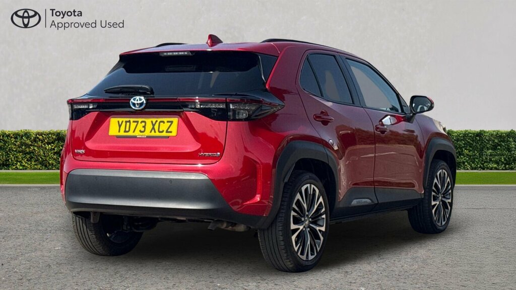 Toyota Yaris Cross 1.5 Vvt-h Excel Suv Hybrid E-cvt Euro 6 YD73XCZ Red #2