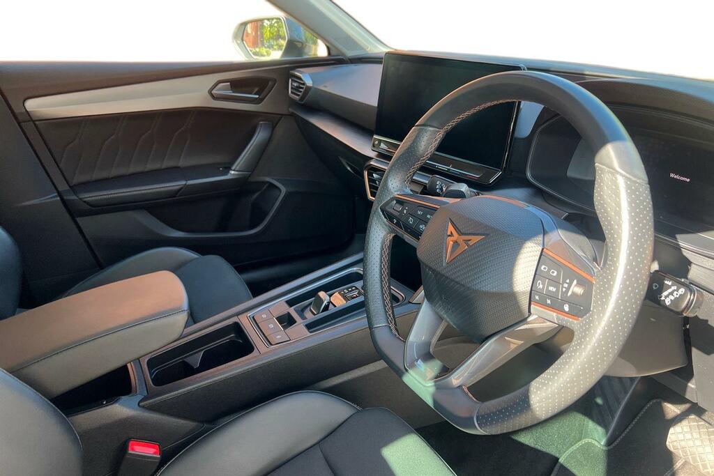 Cupra Leon 1.5 Etsi V1 Design Edition Dsg DC24XXN White #6
