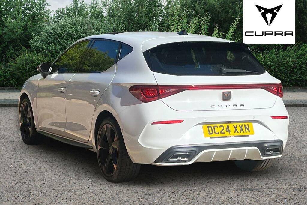 Cupra Leon 1.5 Etsi V1 Design Edition Dsg DC24XXN White #3