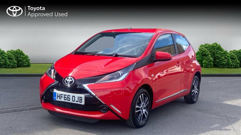 Toyota Aygo 1.0 Vvt-i X-play Euro 5 Euro 5 HF66OJB Red #3