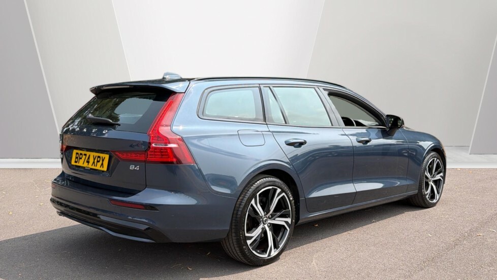 Volvo V60 Plus, B4 Mild Hybrid, Dark BP74XPX Blue #2