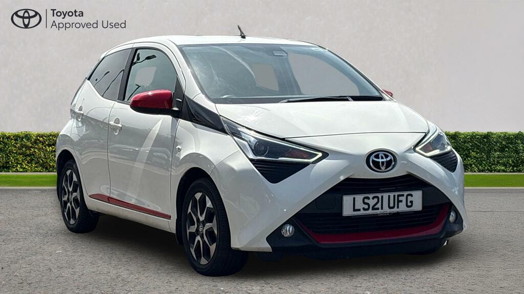 Toyota Aygo 1.0 Vvt-i X-trend X-shift Euro 6 Safety Sense White