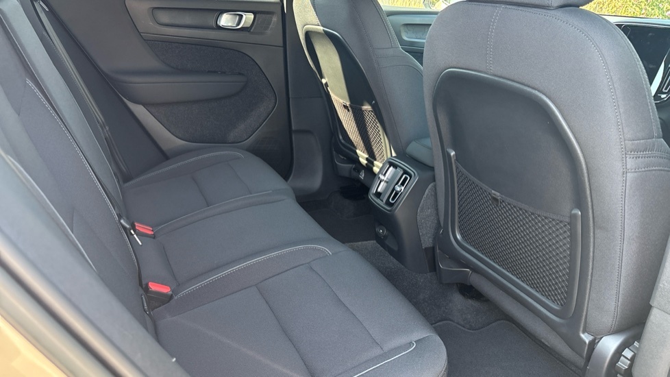 Volvo XC40 Recharge Core, Single Motor, FD72WJV  #6