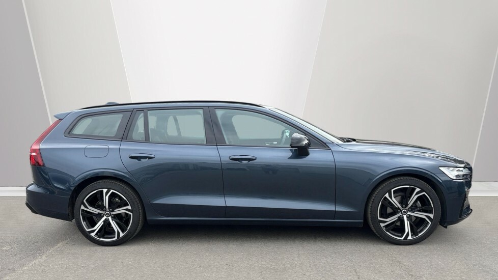 Volvo V60 Plus, B4 Mild Hybrid, Dark DC75FCO Blue #3