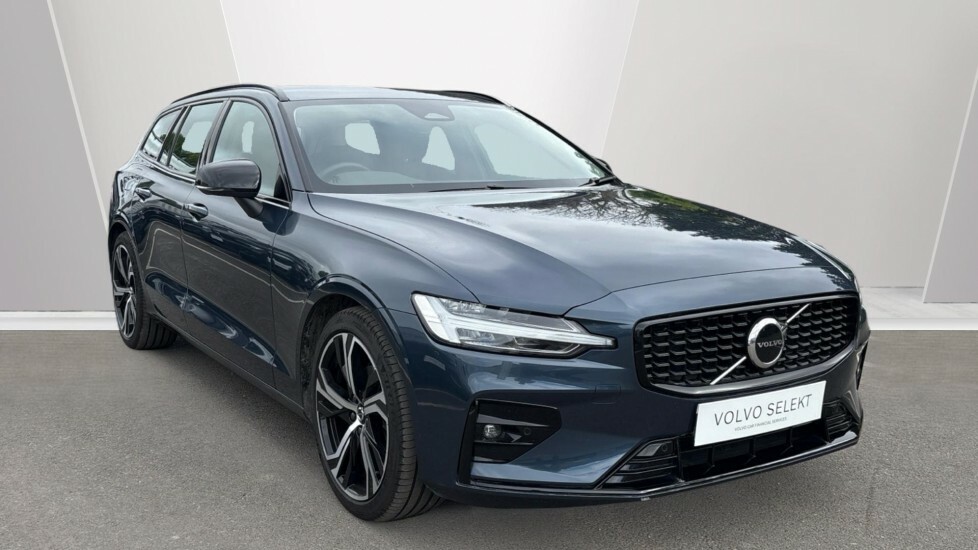 Volvo V60 Plus, B4 Mild Hybrid, Dark Blue