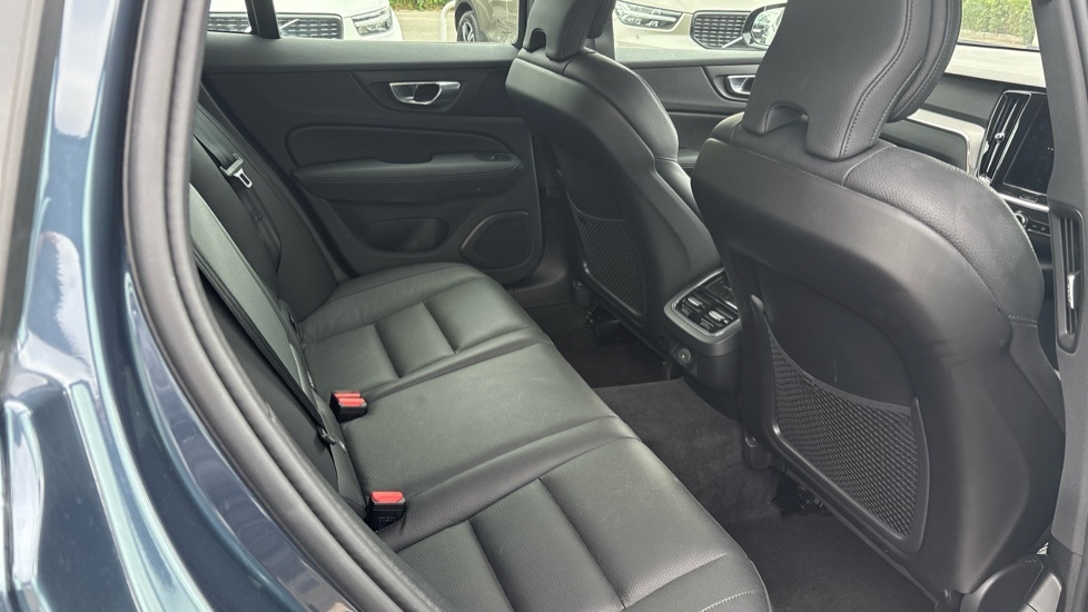 Volvo V60 Plus, B4 Mild Hybrid, Dark DC75FCO Blue #6