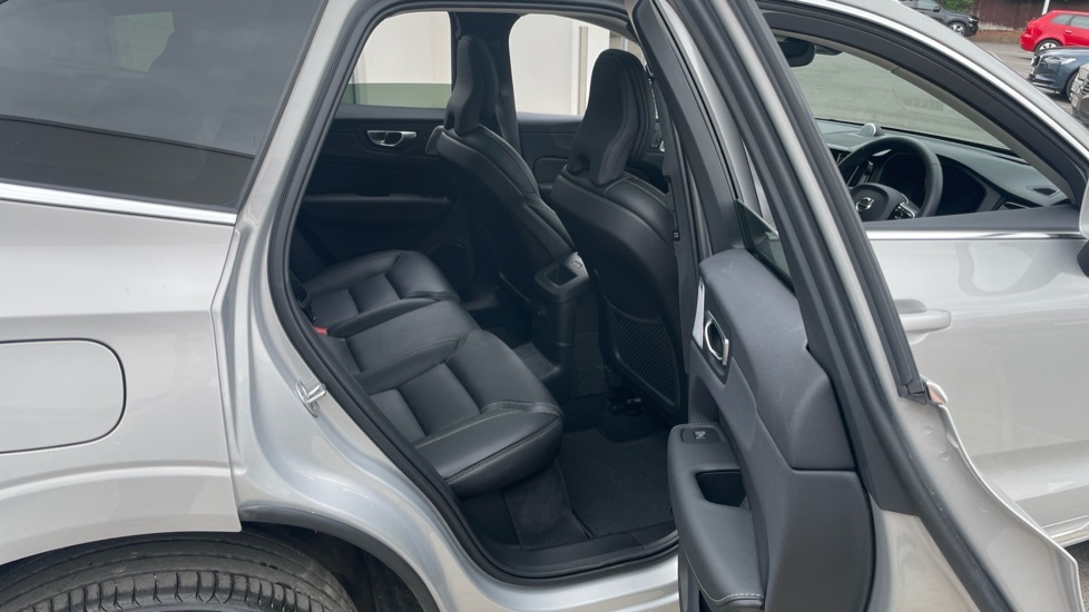 Volvo XC60 Recharge Ultimate, T8 Awd Plug-in Hybrid, AD23NXC Silver #6