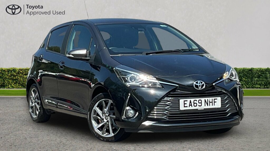 Toyota Yaris 1.5 Vvt-i Y20 Euro 6 Black