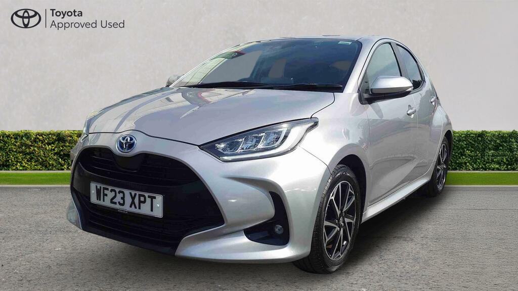 Toyota Yaris 1.5 Vvt-h Design E-cvt Euro 6 Ss WF23XPT Silver #3