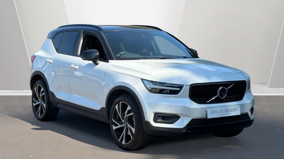 Volvo XC40 T5 Awd R-design Pro White
