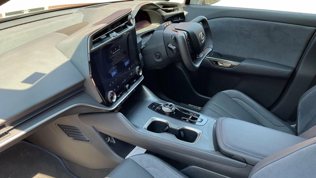 Lexus RZ 550E 77Kwh F Sport Takumi Direct4 Grey #5