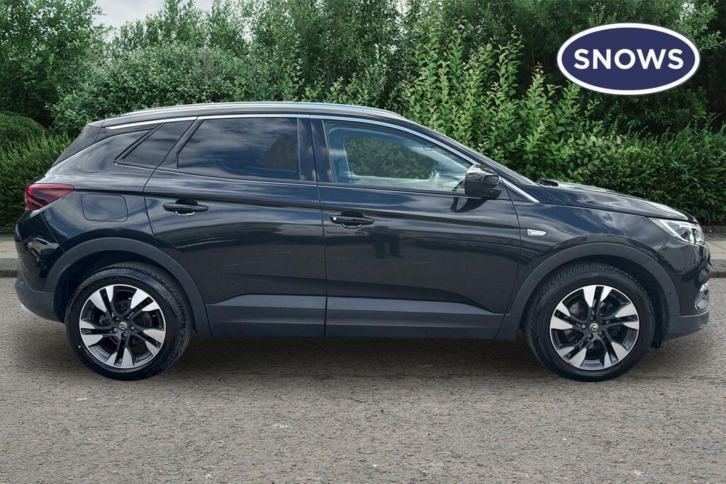 Vauxhall Grandland 1.6 Turbo D Sport Nav Hatchback #4