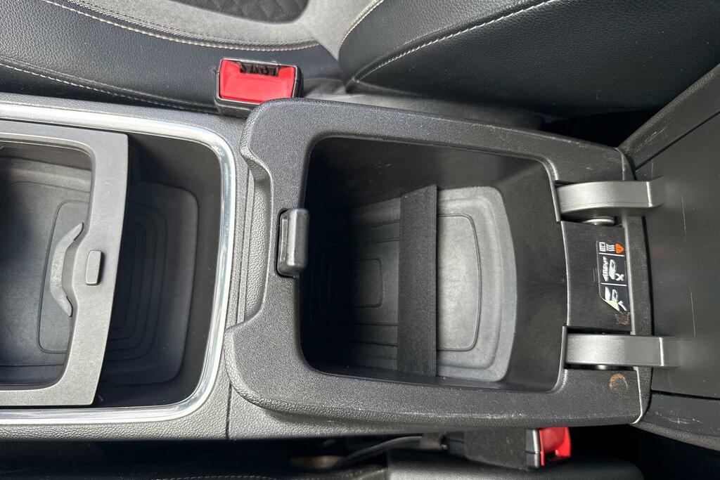 Vauxhall Grandland 1.6 Turbo D Sport Nav Hatchback #26