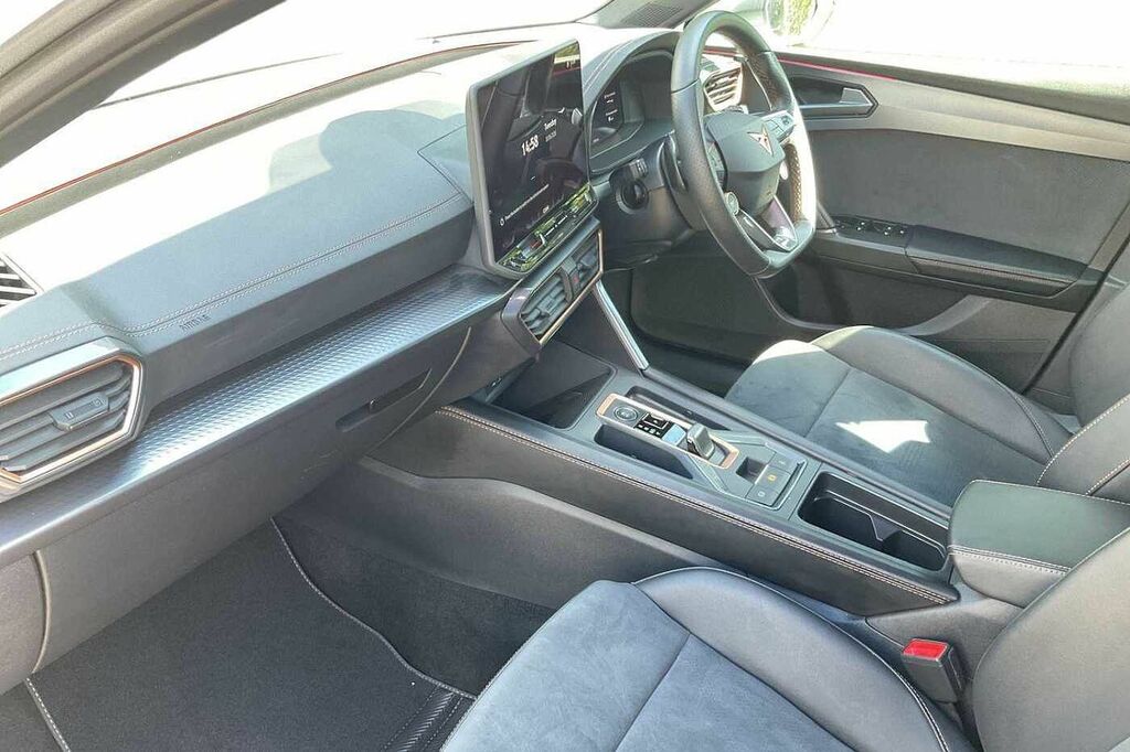 Cupra Leon 1.5 Etsi 150 V2 Dsg White #3