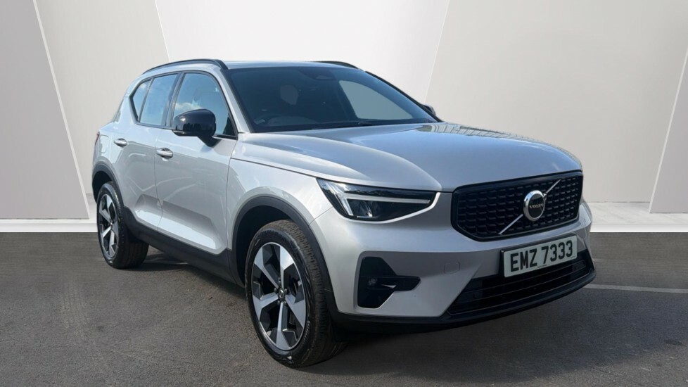 Volvo XC40 Plus, B3 Mild Hybrid, Dark Silver