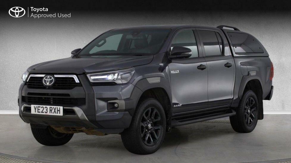 Toyota HILUX 2.8 D-4d Invincible X 4Wd Euro 6 Ss Grey #3