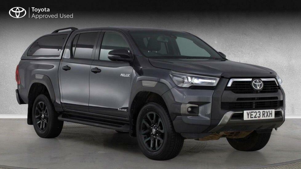 Toyota HILUX 2.8 D-4d Invincible X 4Wd Euro 6 Ss Grey
