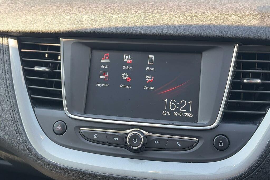 Vauxhall Grandland 1.2T Sport Nav Hatchback #11