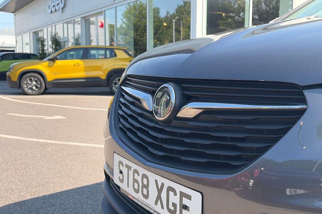 Vauxhall Grandland 1.2T Sport Nav Hatchback #23