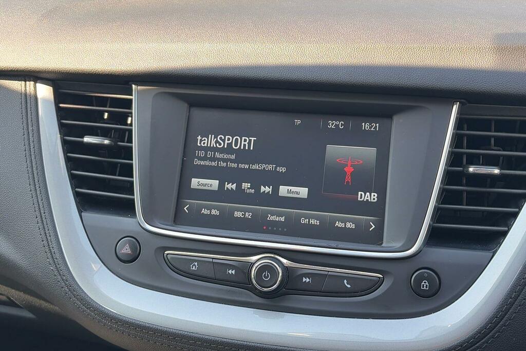 Vauxhall Grandland 1.2T Sport Nav Hatchback #10
