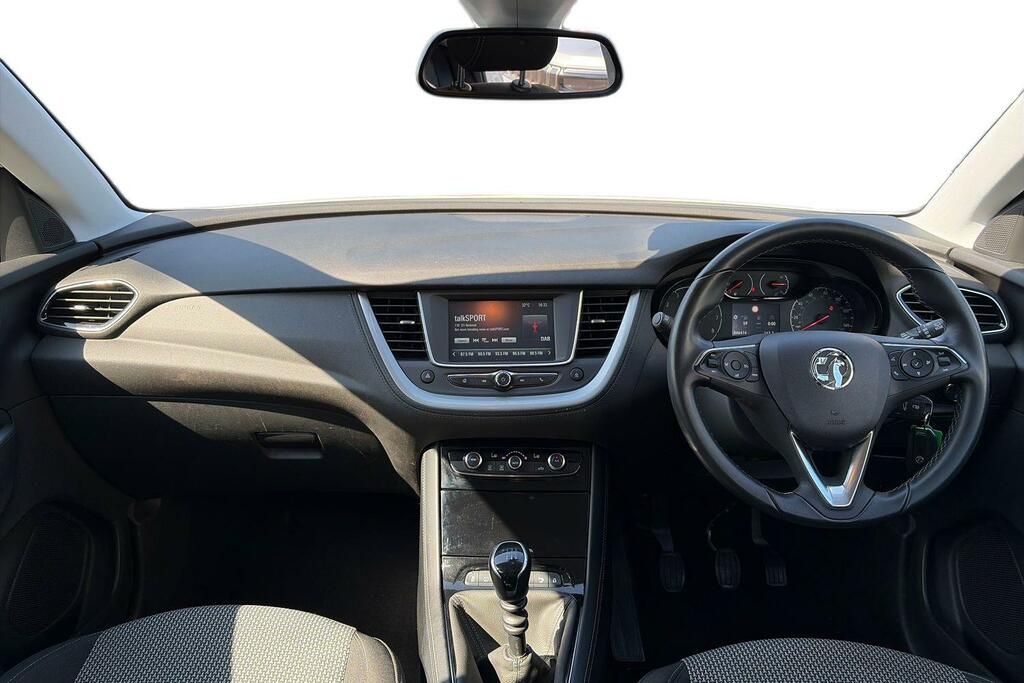 Vauxhall Grandland 1.2 Turbo Se Hatchback #9