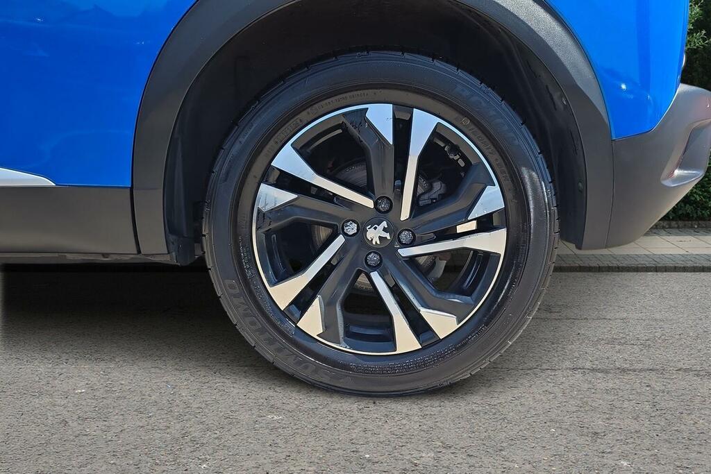 Peugeot e-2008 50Kwh Allure Premium Blue #5