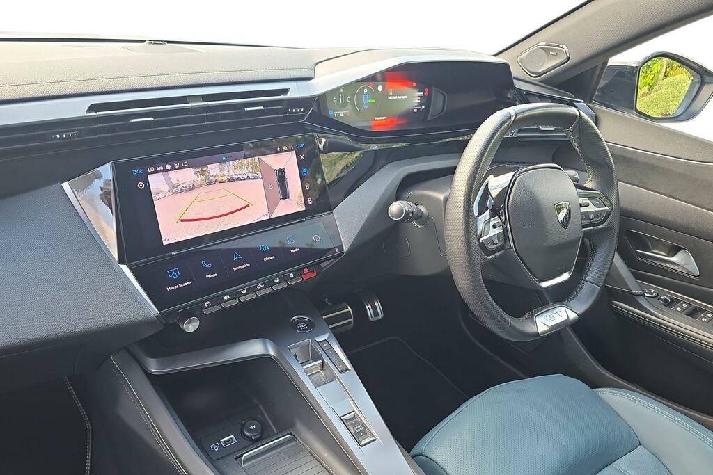 Peugeot 308 1.6 12.4Kwh Gt Premium E-eat Euro 6 Ss White #2