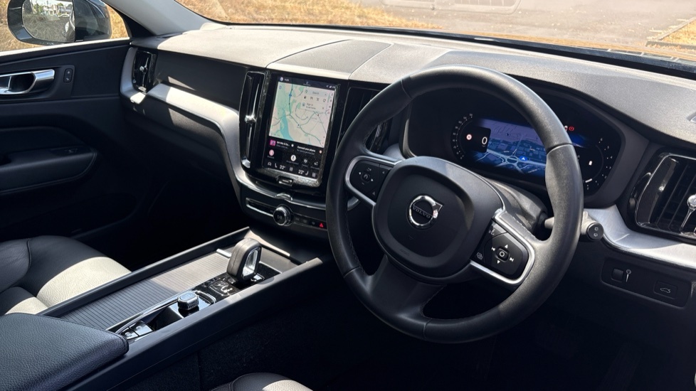 Volvo XC60 Momentum, B4 Awd Mild Hybrid WV22MVO Black #4
