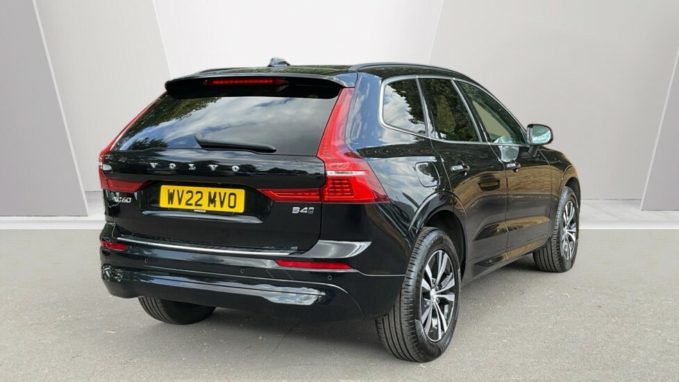 Volvo XC60 Momentum, B4 Awd Mild Hybrid WV22MVO Black #2