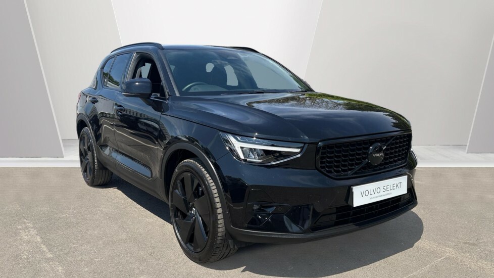Volvo XC40 Black Edition Plus, B4 Mild Hybrid, Black