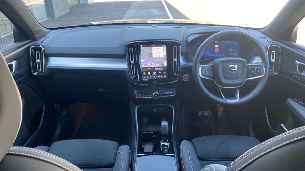 Volvo XC40 Black Edition Plus, B3 Mild Hybrid, MJ75JOA Black #5
