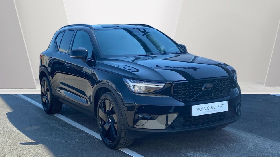 Volvo XC40 Black Edition Plus, B3 Mild Hybrid, Black