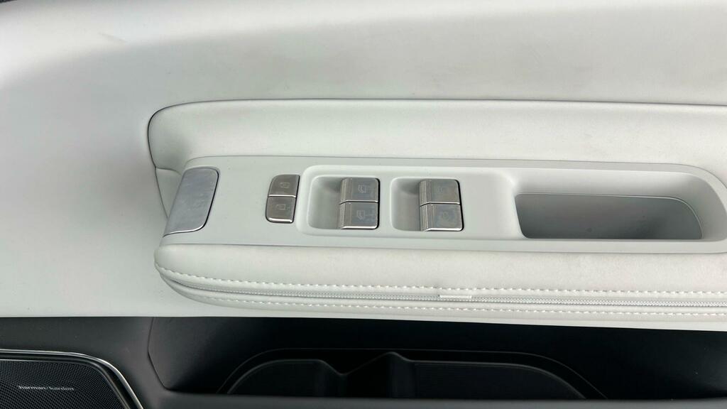 Polestar 4 Polestar 4 Estate 200Kw 100Kwh Lr Sm Plus Pilotp Grey #32