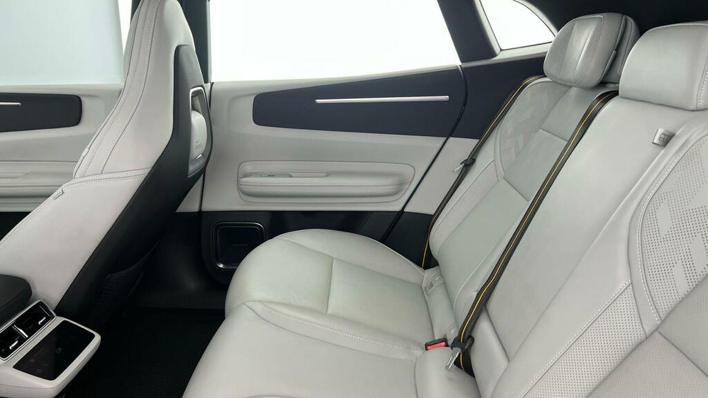 Polestar 4 Polestar 4 Estate 200Kw 100Kwh Lr Sm Plus Pilotp Grey #22