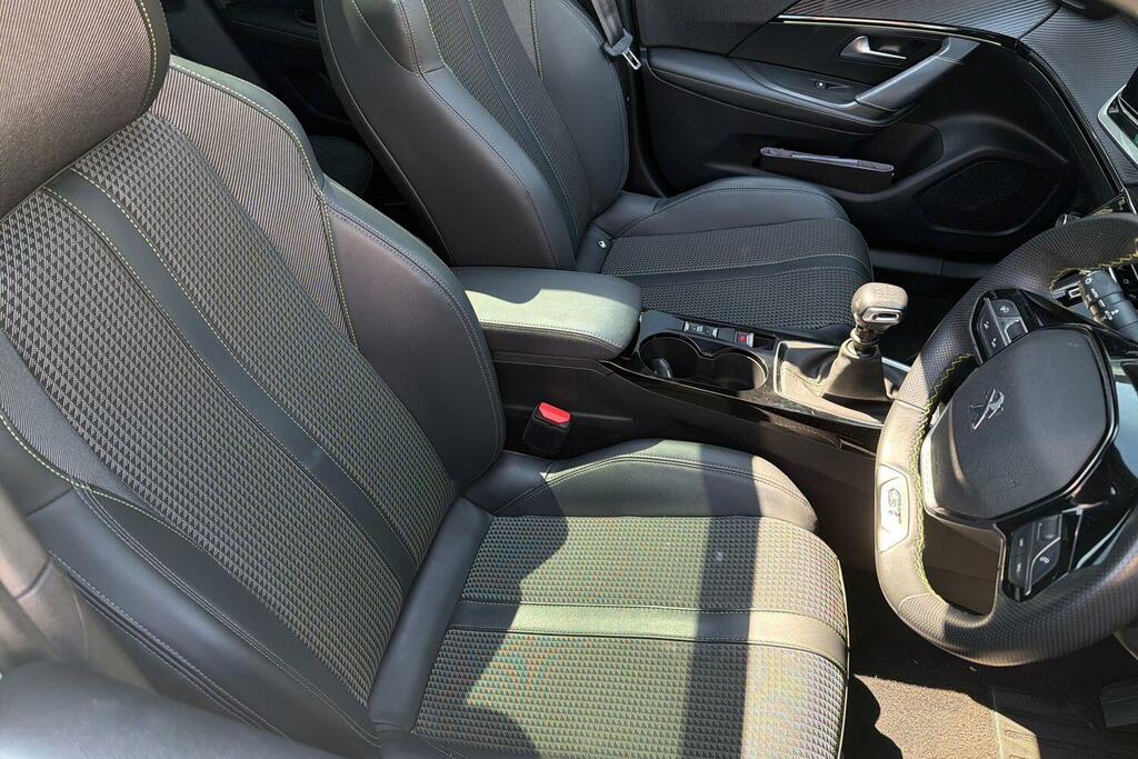 Peugeot 2008 1.5 Bluehdi 110 Allure Premium Blue #27