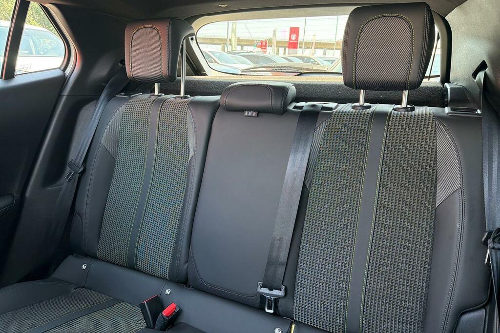 Peugeot 2008 1.5 Bluehdi 110 Allure Premium Blue #19