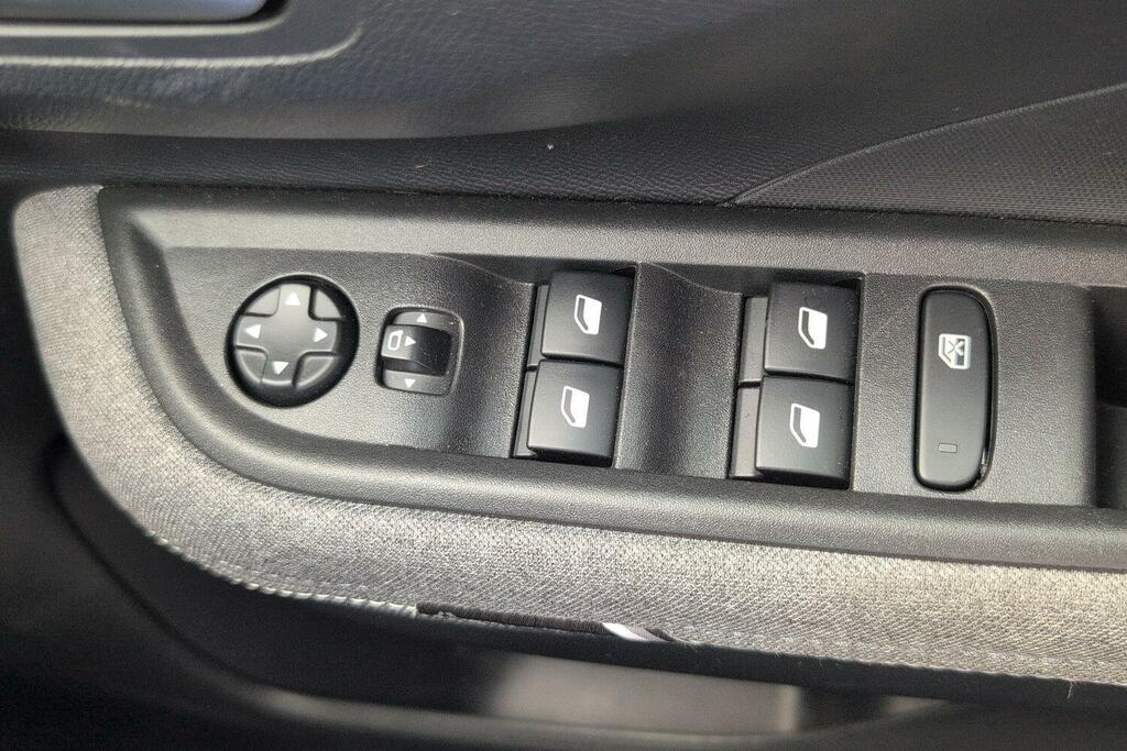 Vauxhall Frontera Frontera 83Kw Gs 44Kwh Estate Black #18