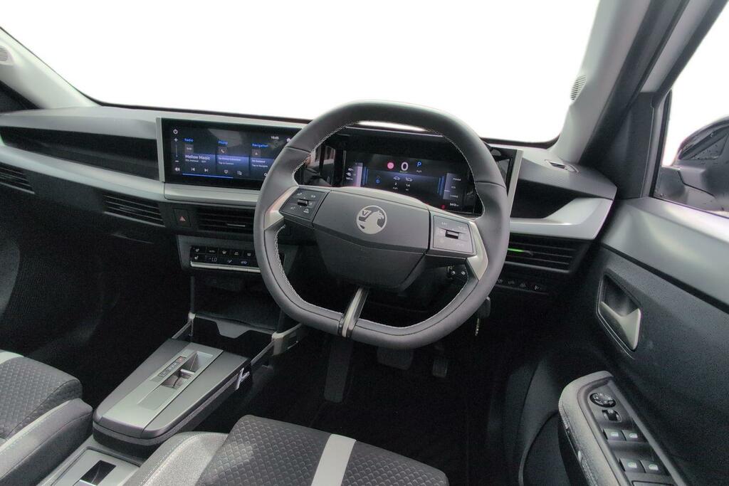 Vauxhall Frontera Frontera 83Kw Gs 44Kwh Estate Black #15