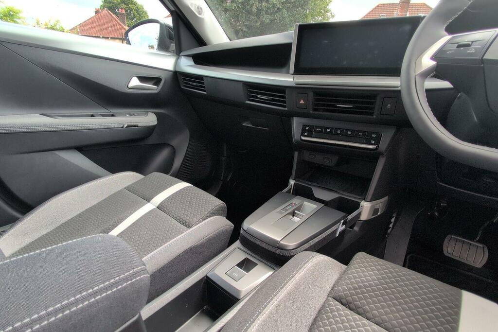 Vauxhall Frontera Frontera 83Kw Gs 44Kwh Estate Black #17
