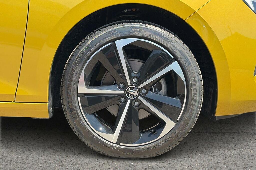 Vauxhall Astra 1.2 Turbo Griffin Euro 6 Ss HT26YOC Yellow #5