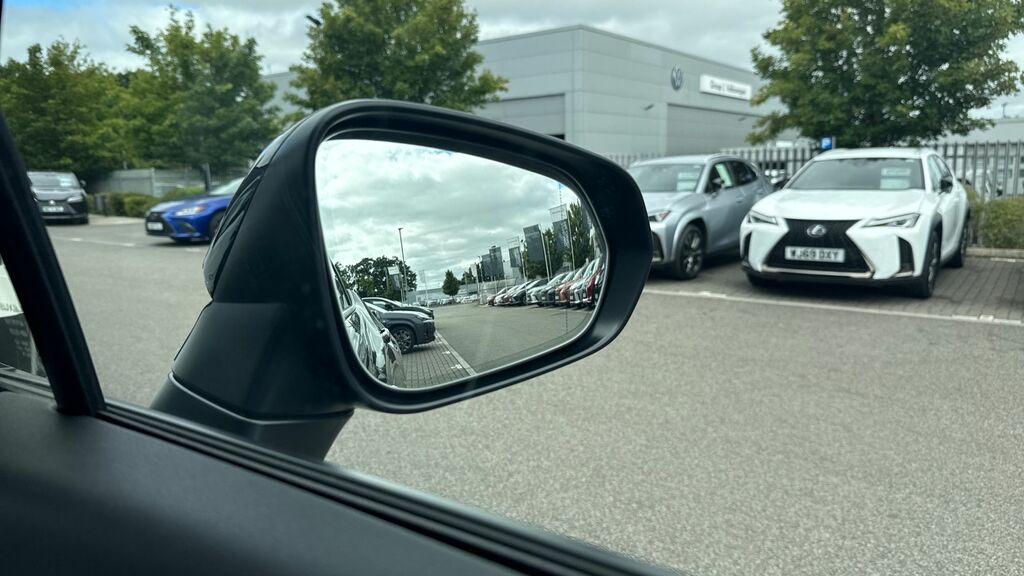 Lexus RZ 550E 300Kw F Sport Takumi 77 Kwh Bitone Black #37