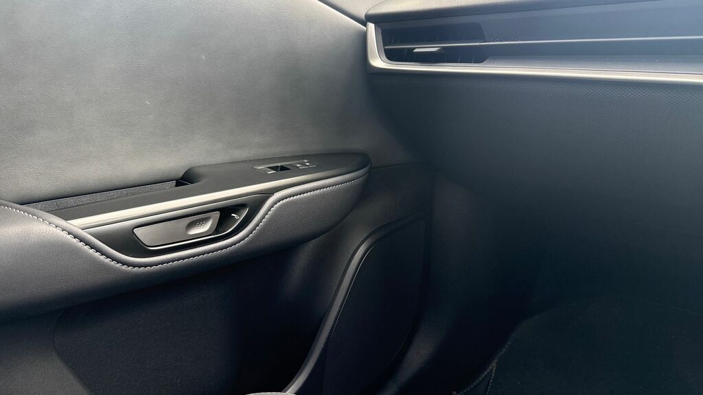Lexus RZ 550E 300Kw F Sport Takumi 77 Kwh Bitone Black #28